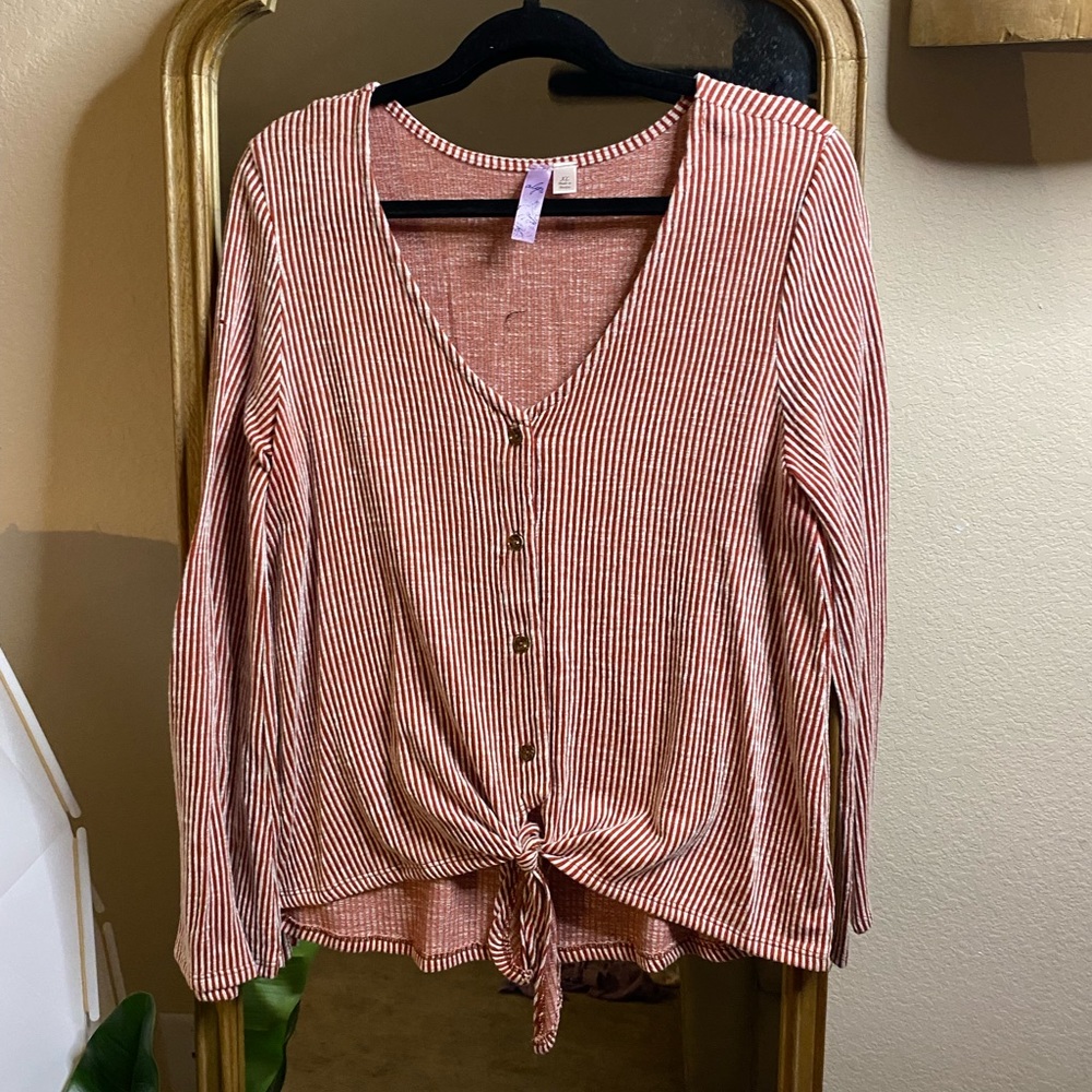 Francescas Flare Long Sleeve Botton Down Top